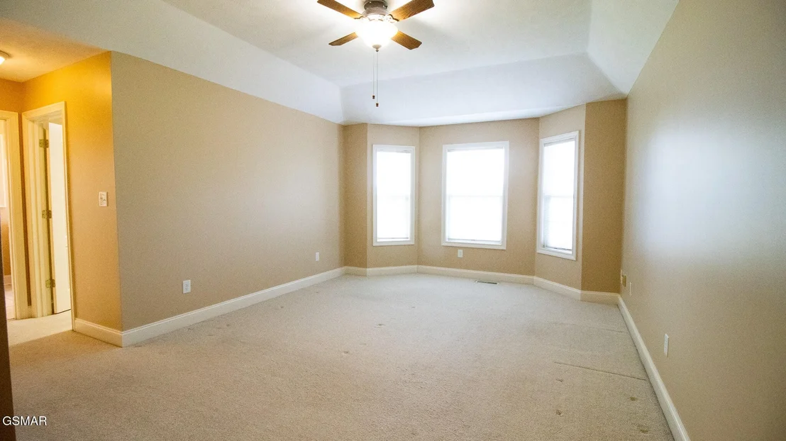 Photo of 185 Florence Circle