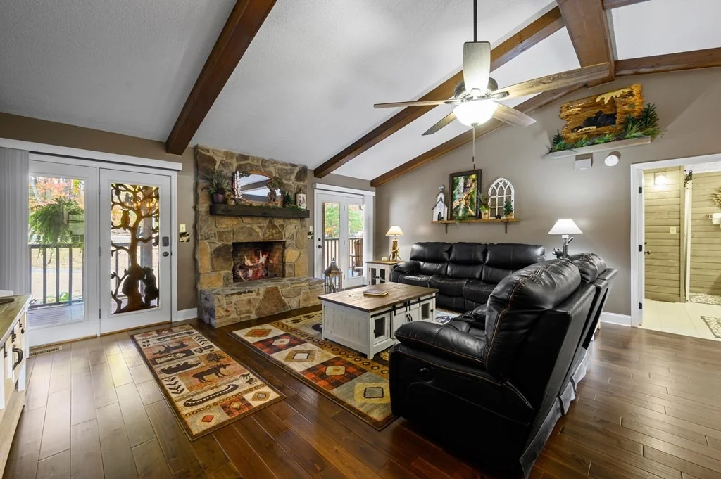 Photo of 3833 Saddle Brook Way