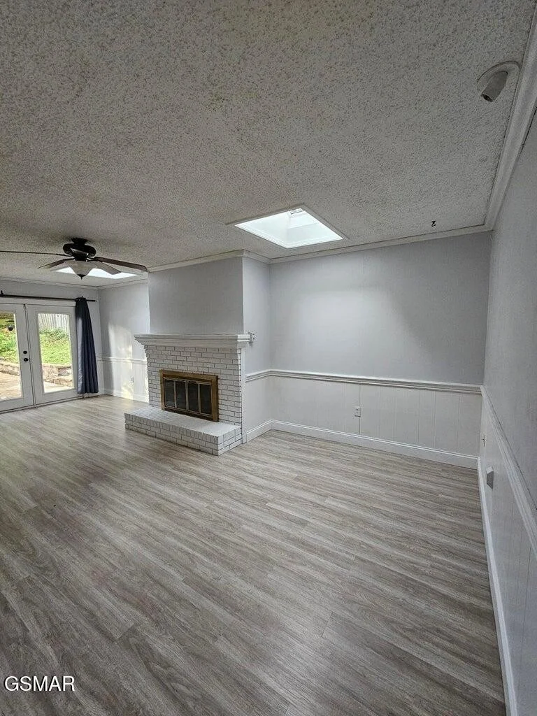 Photo of 716 White Oak Circle