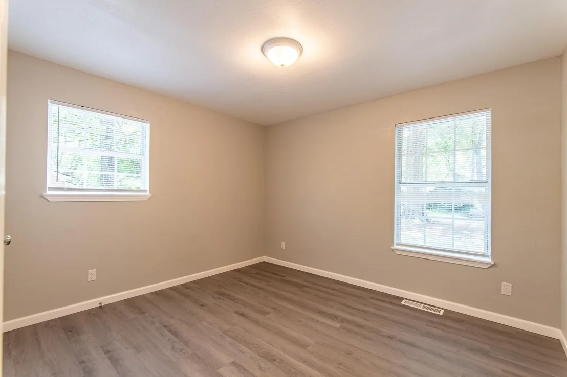 Photo of 145 RYAN ST