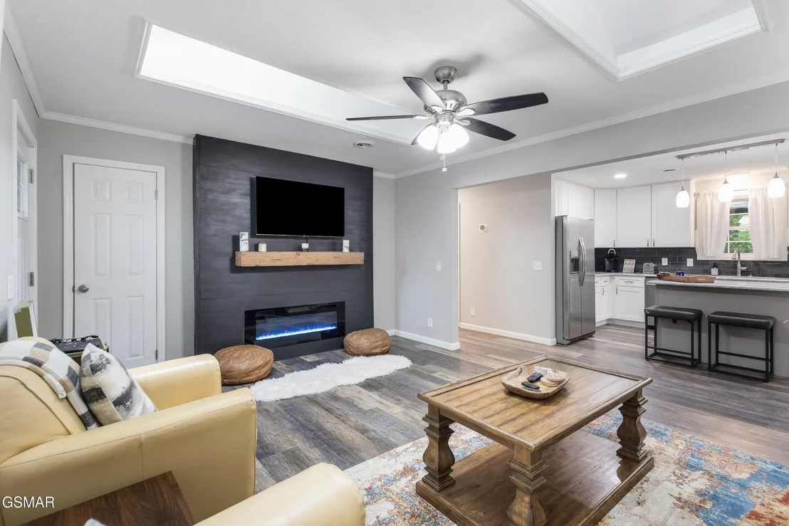 Photo of 2887 Pine Haven Drive