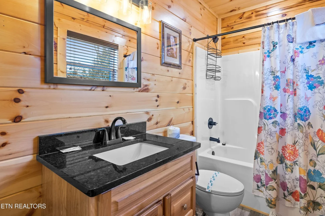 Photo of 1069 Timberlake Circle