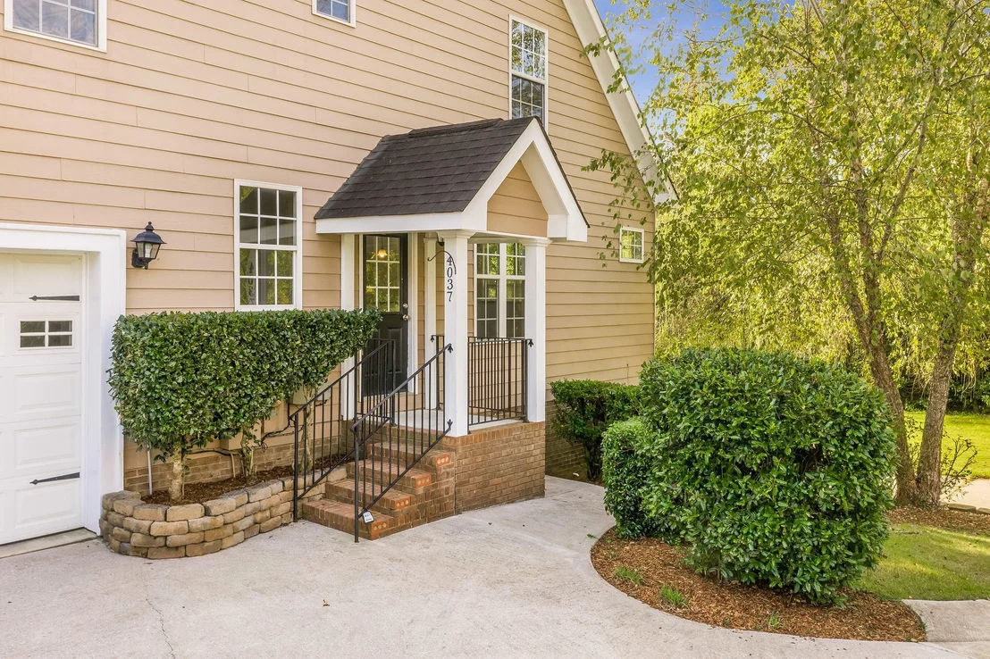 Photo of 4037 Platinum Way