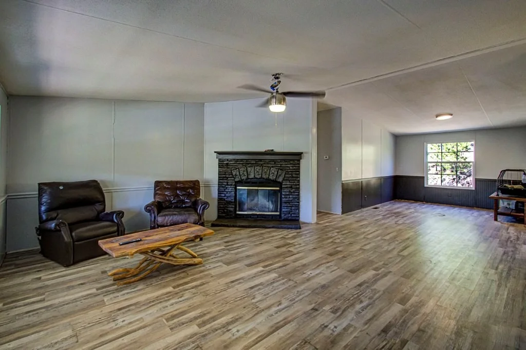 Photo of 2035 Mountain Spring Way
