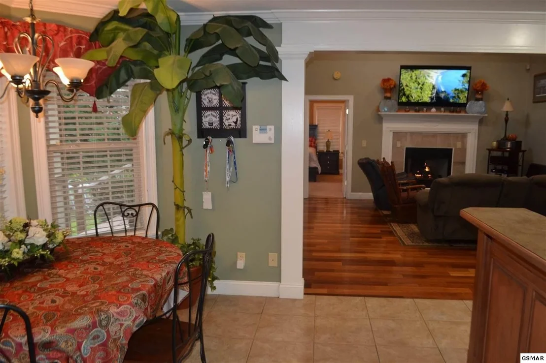 Photo of 1142 Denton Road