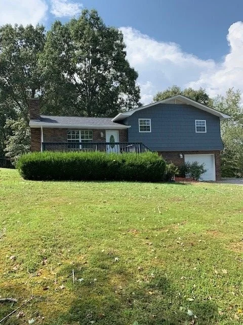Photo of 242 Laurel Drive