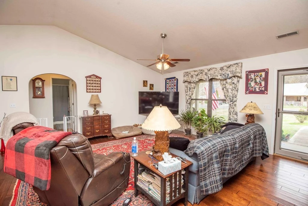 Photo of 1503 Bentview Drive