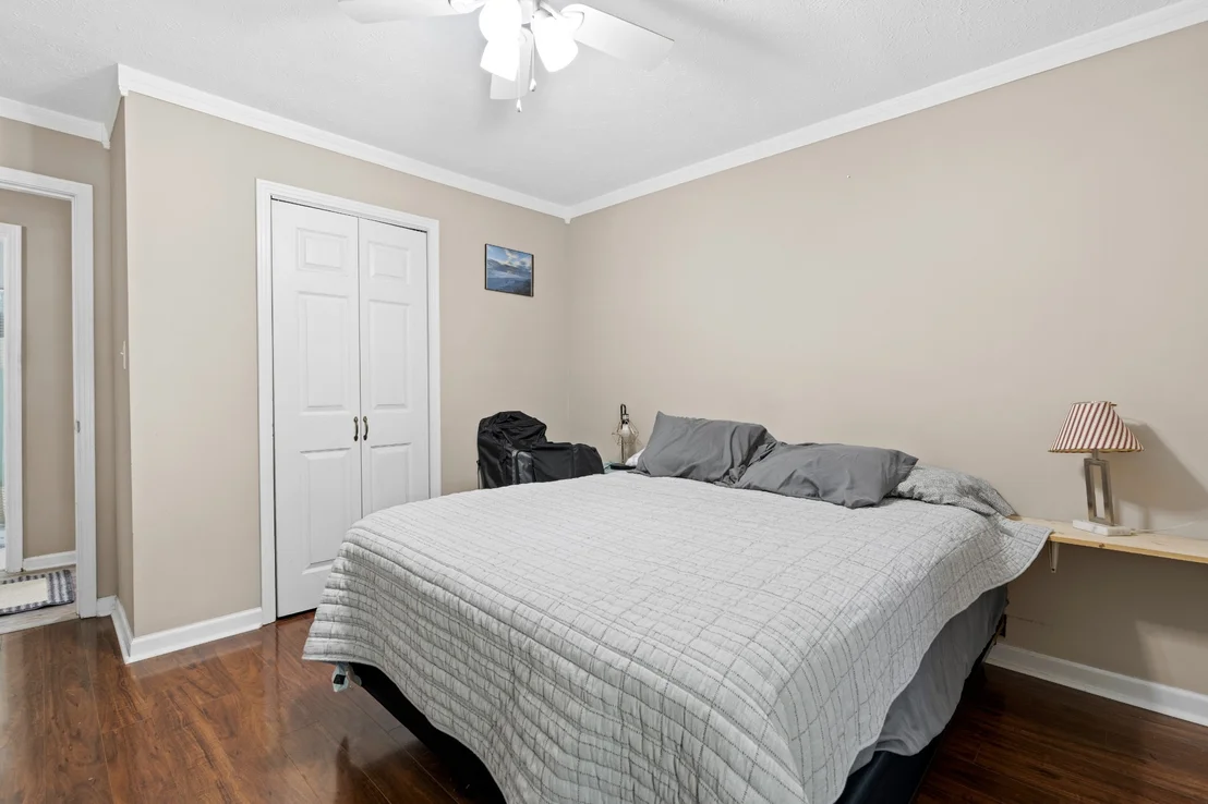 Photo of 155 Penny Ln