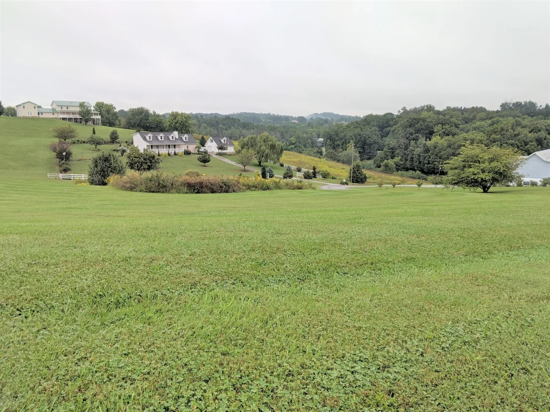 Photo of 110 Golf View Blvd