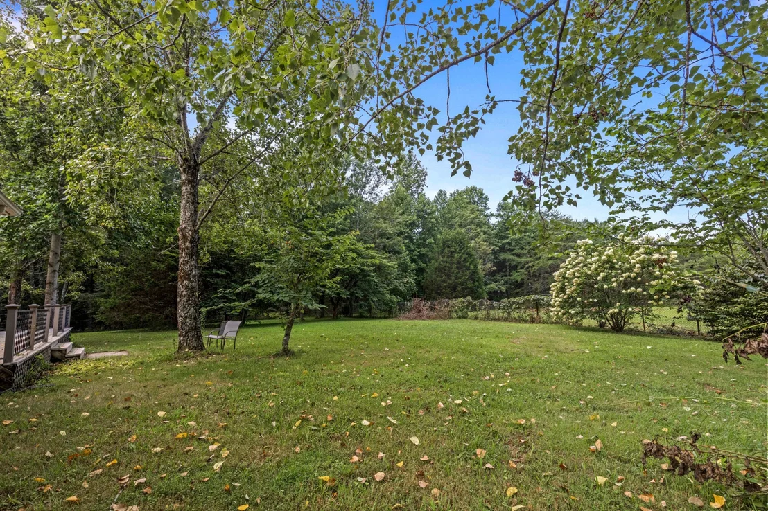 Photo of 1824 Jackson Point Road