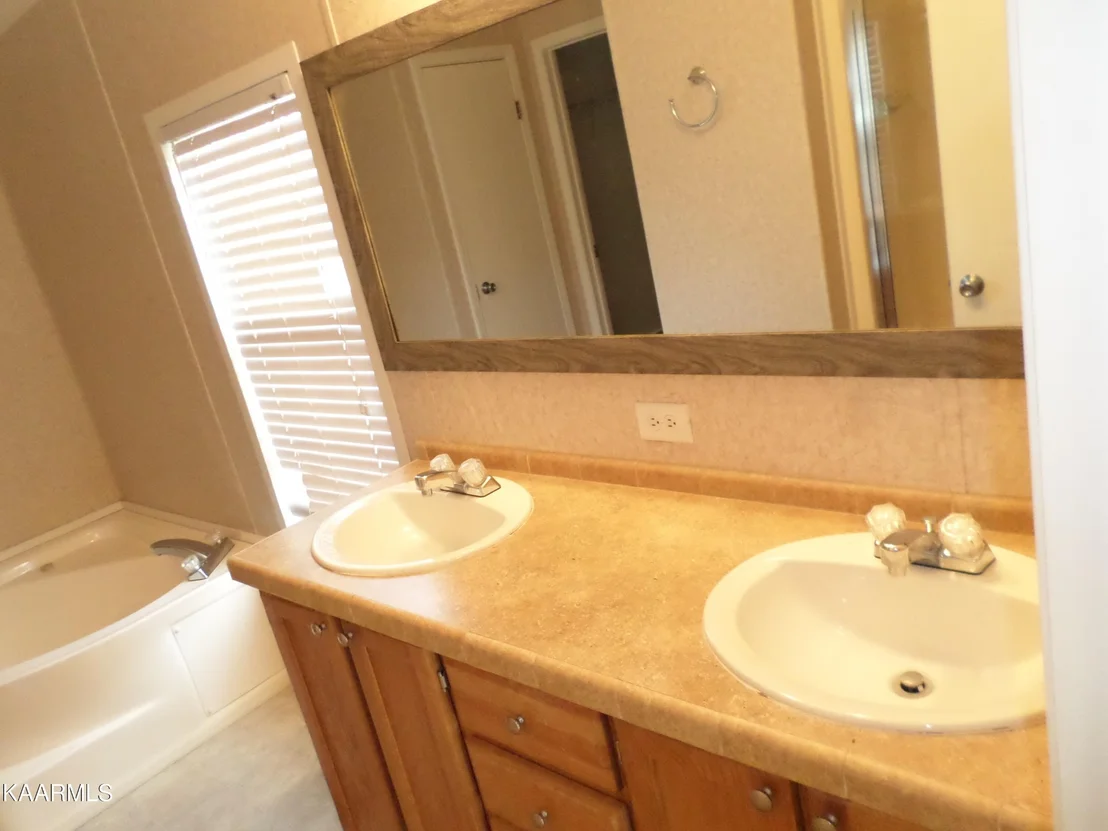 Photo of 904 Blair Loop Rd