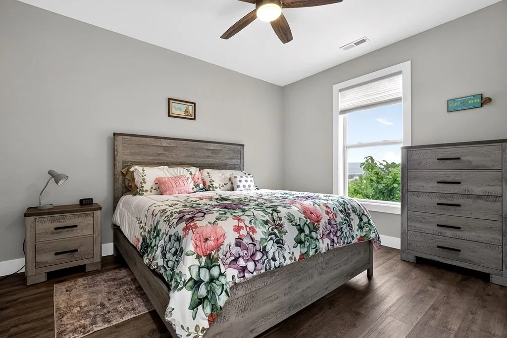 Photo of 1005 Bethlehem Ests