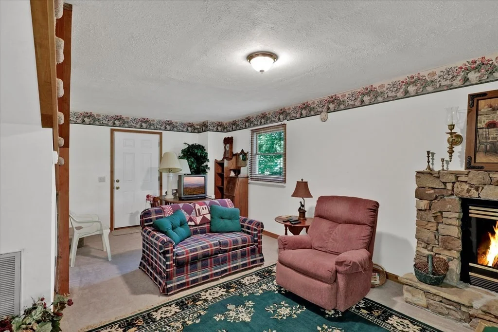 Photo of 4364 Dahlgren Way