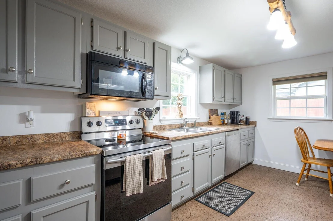 Photo of 75 Mccraw Street
