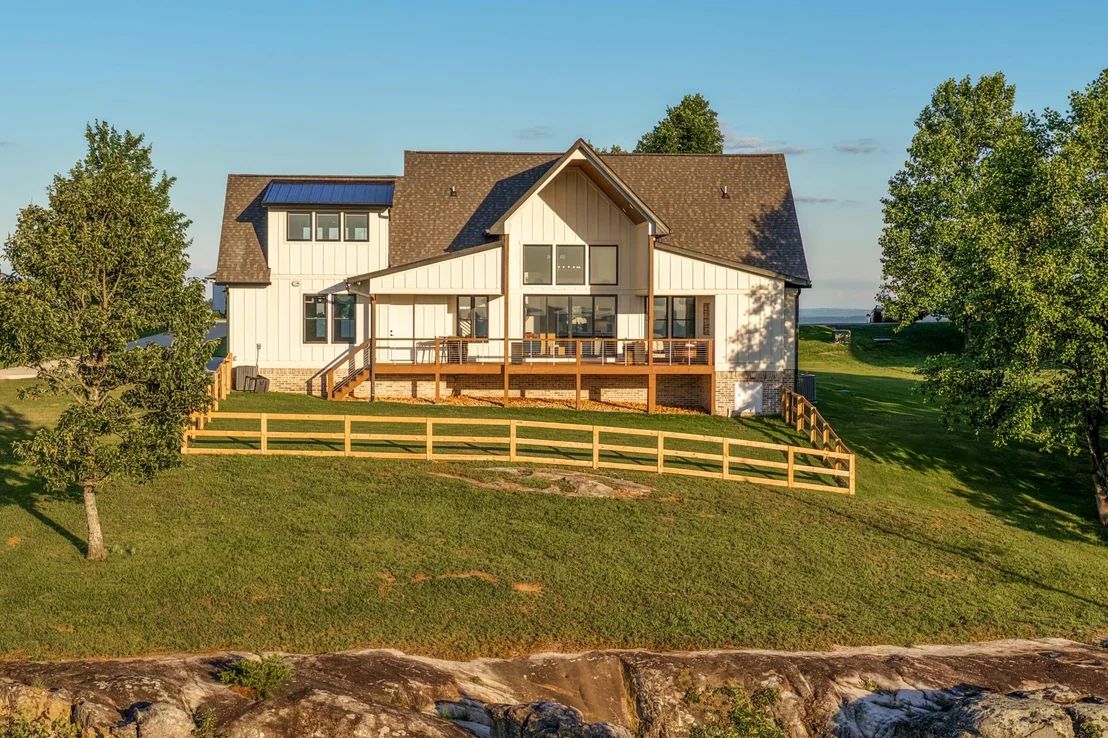 Photo of 925 Sunset Circle