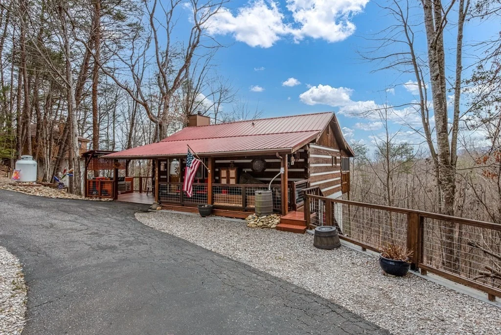 Photo of 1810 Ridgecrest Drive