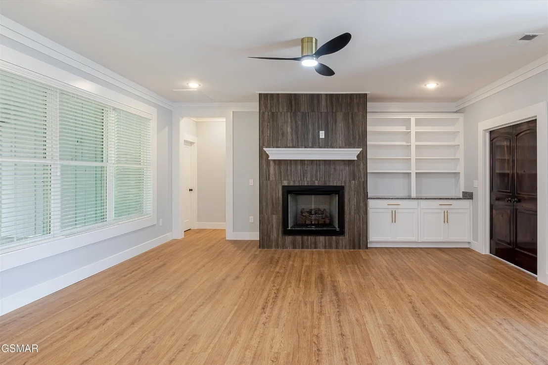 Photo of 2421 Iron Forge Way