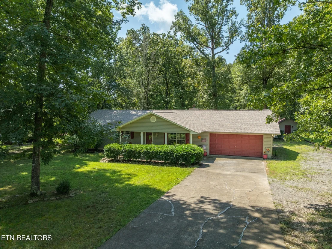 Photo of 945 Circle Drive