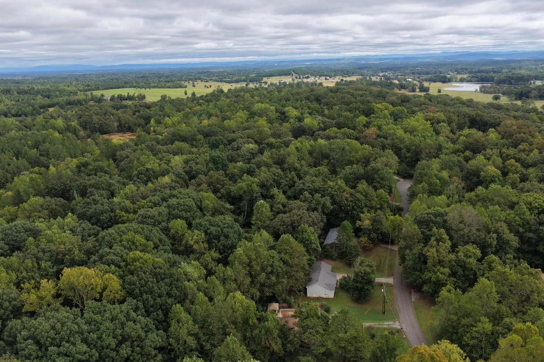 Photo of 91 Oak Hill Drive NE