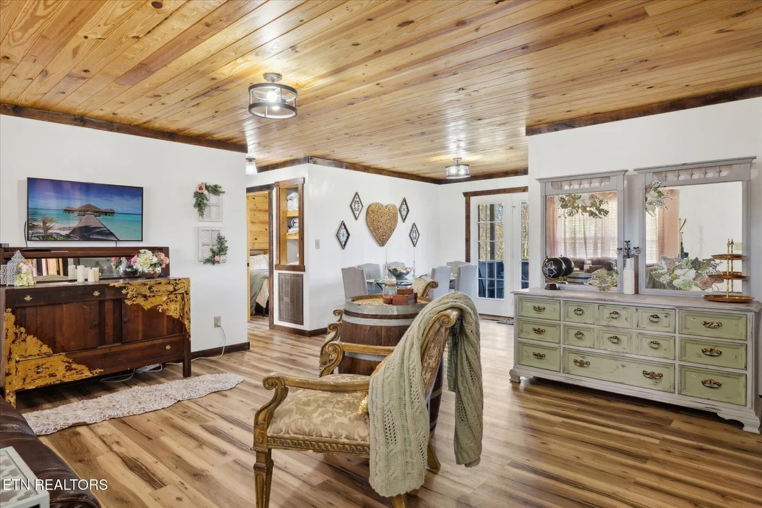 Photo of 1452 Kay View Drive