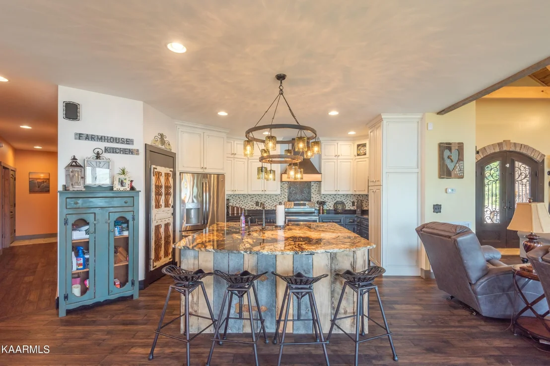 Photo of 499 Chilhowee Lane