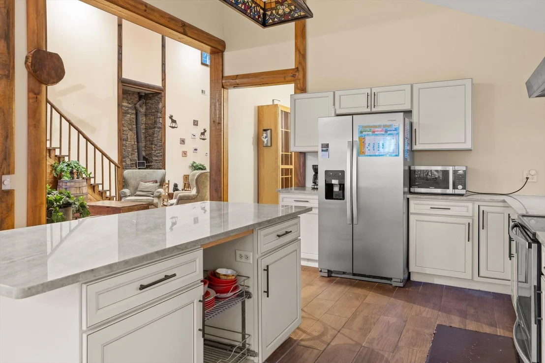 Photo of 400 Maple Trail