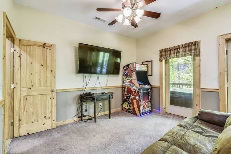 Photo of 3350 Sugar Maple Loop Road