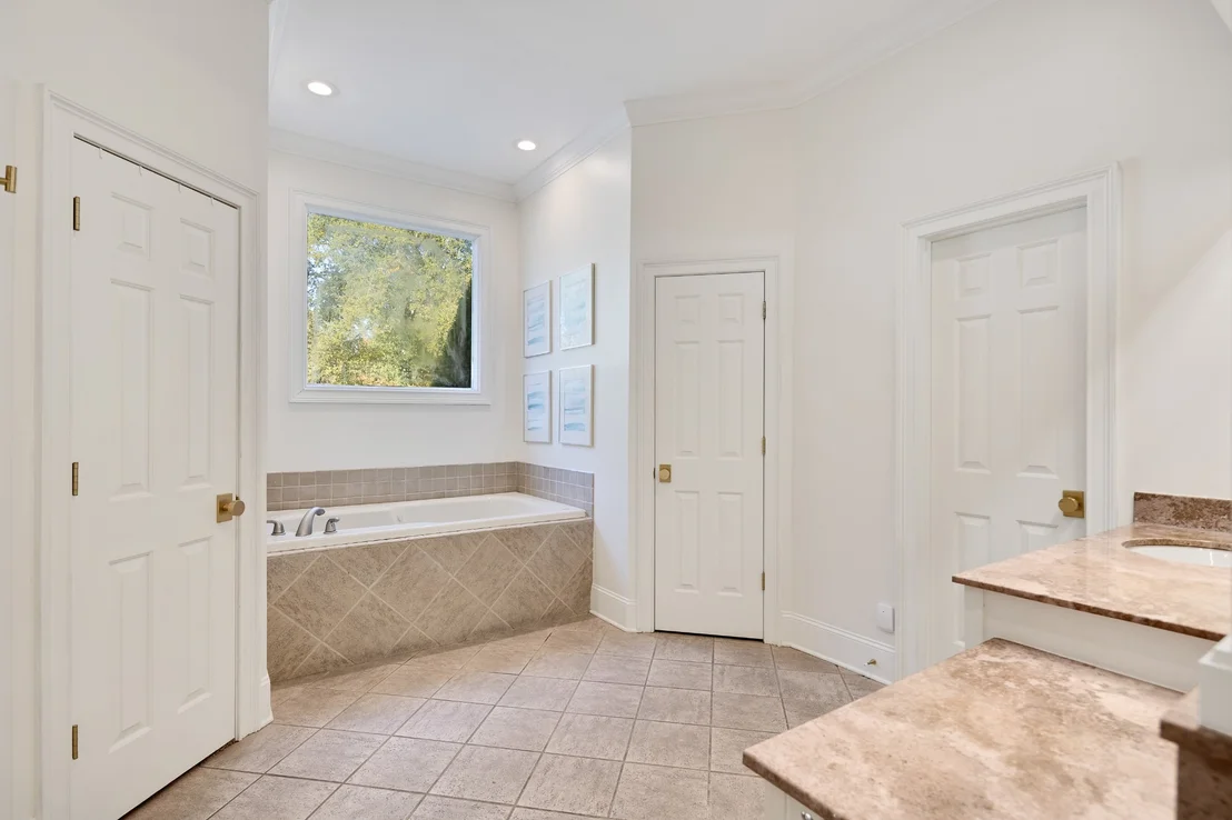 Photo of 135 Windy City Rd