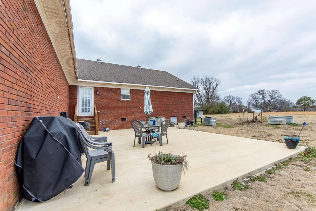 Photo of 85 DR. WILLIAMS DR