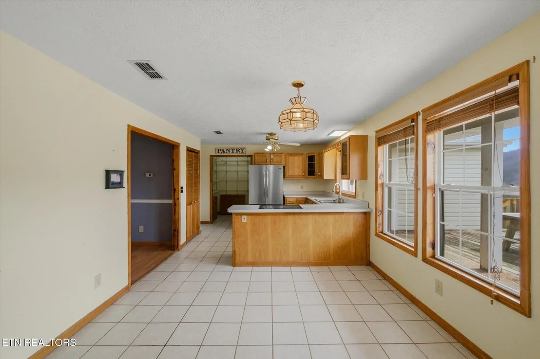 Photo of 1502 Valley Cove Way