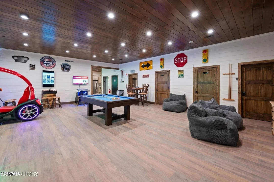 Photo of 281 Loop Road