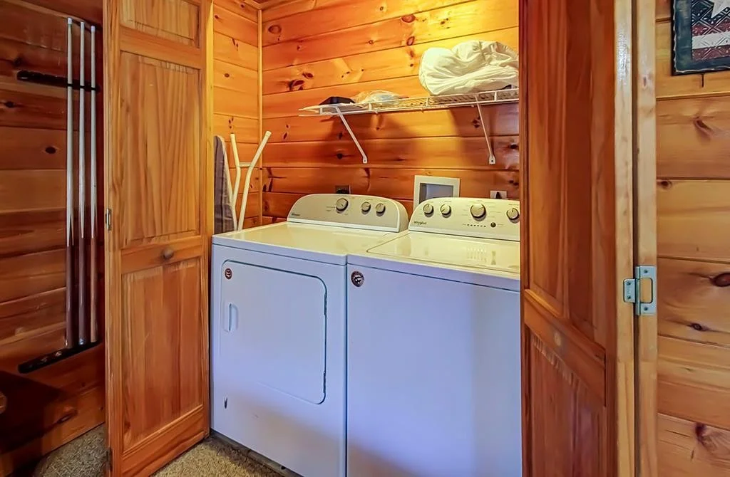 Photo of 1663 Little Cabin Loop