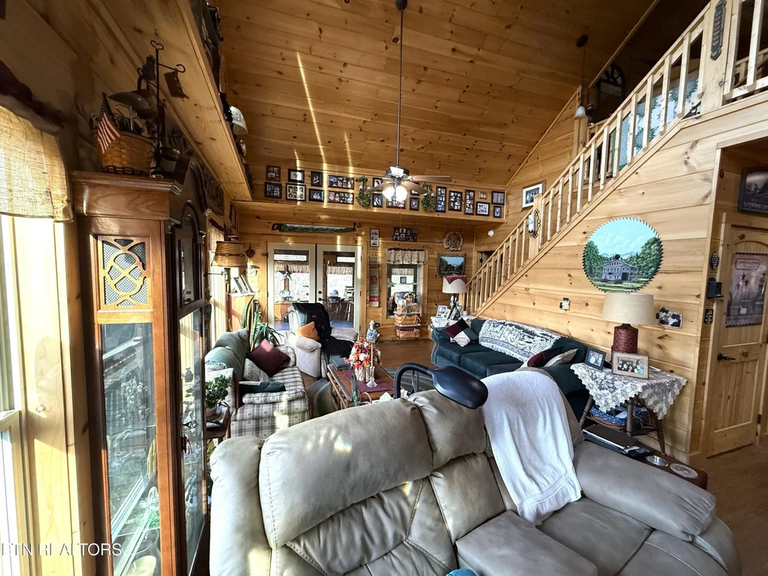 Photo of 633 Dry Fork Rd