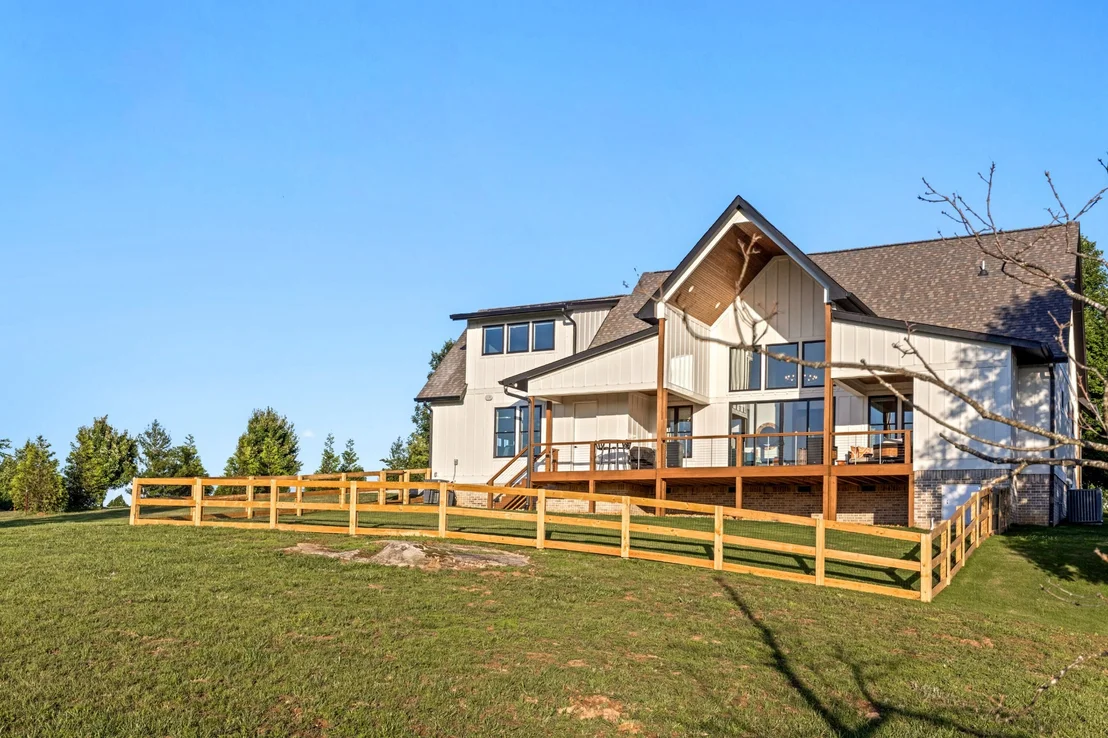 Photo of 925 Sunset Circle