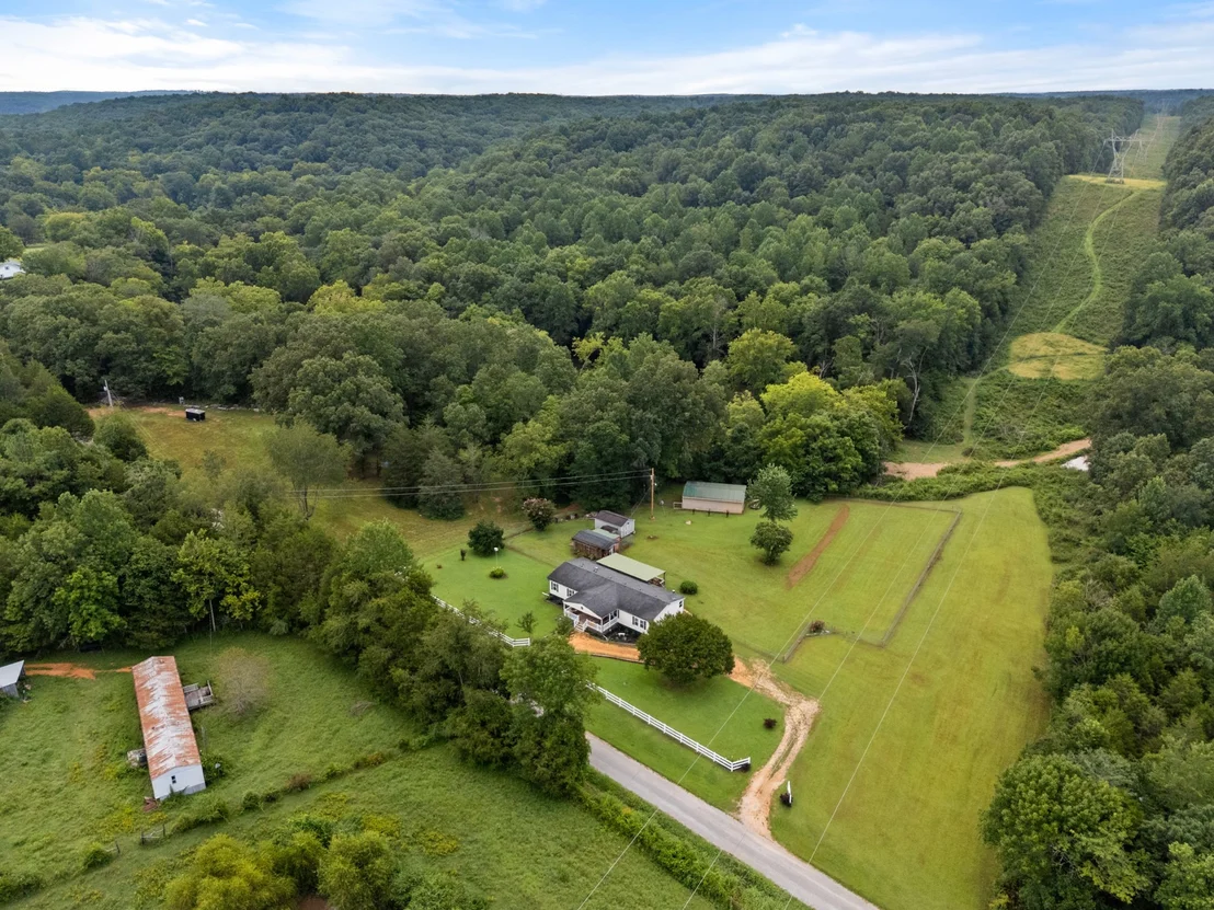 Photo of 6560 Piney River Rd