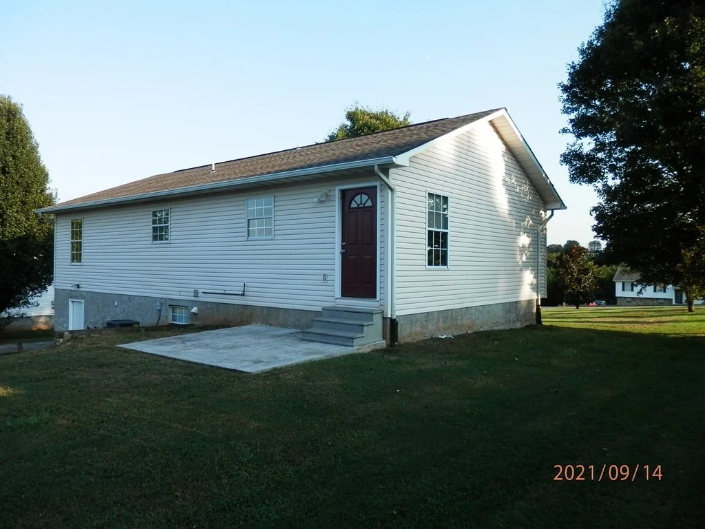 Photo of 693 Ross Drive
