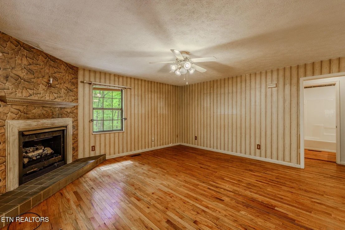 Photo of 630 Pinemont Drive