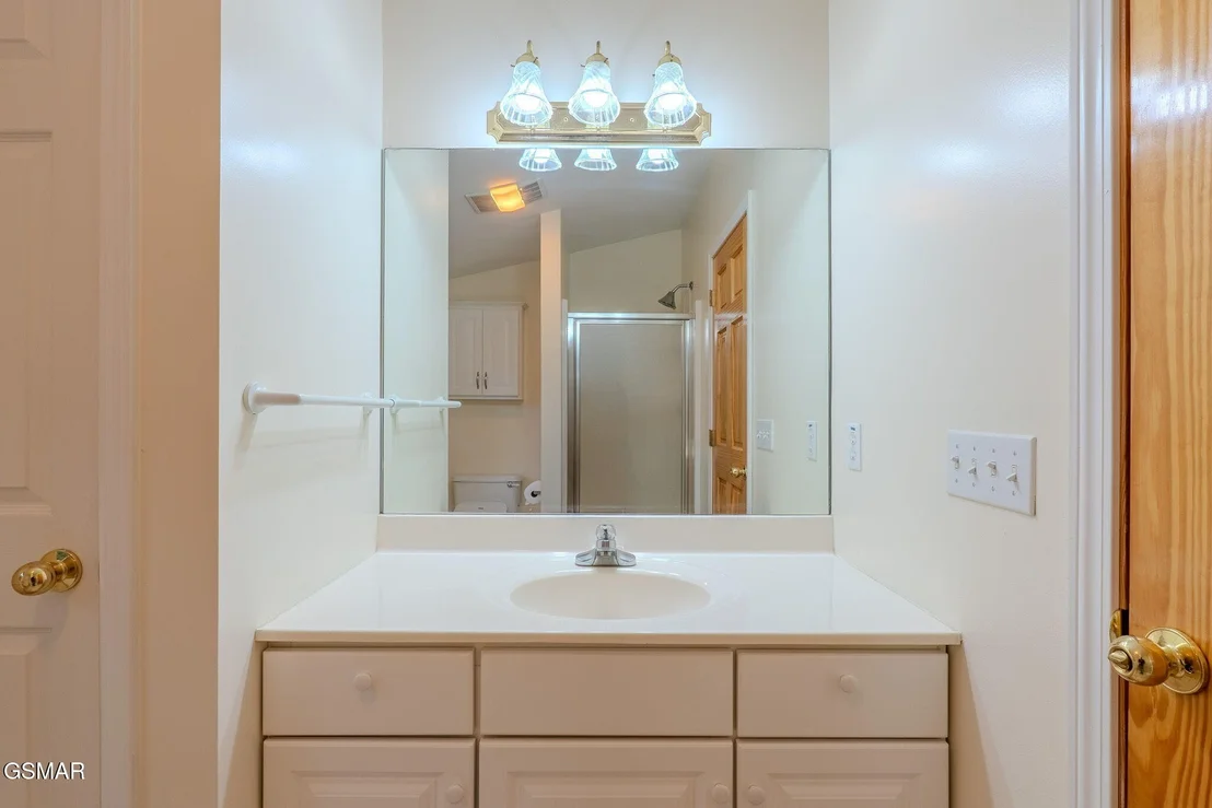 Photo of 1110 Hide Away Lane