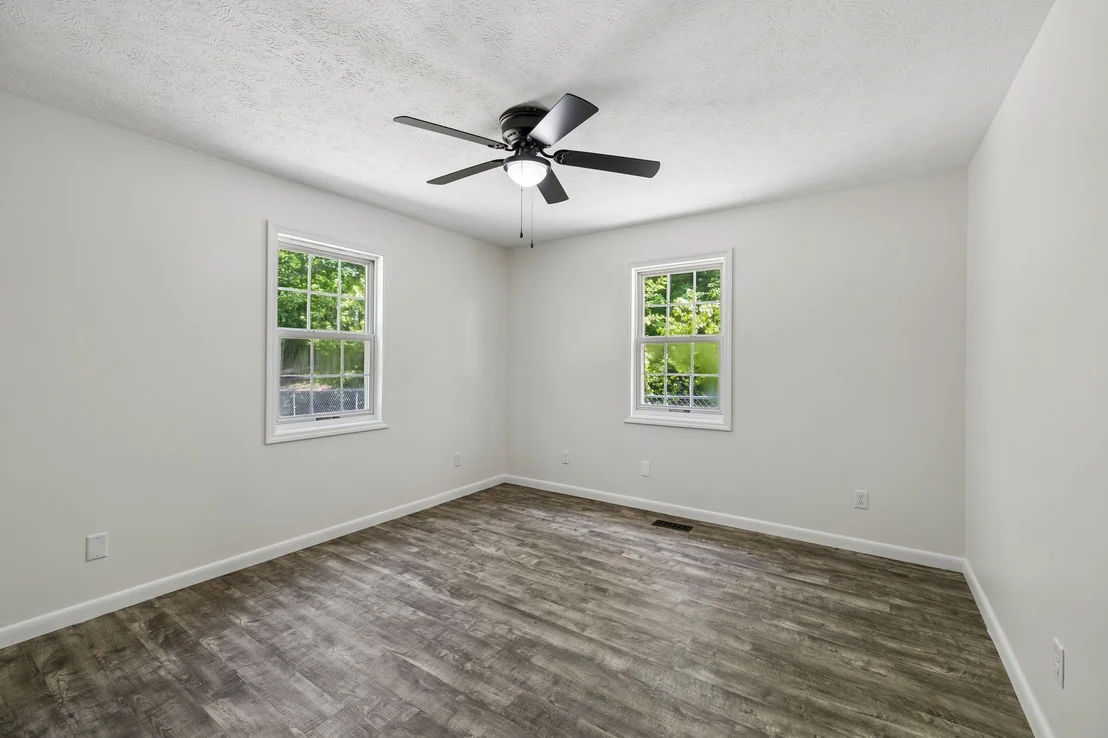 Photo of 619 Longbranch Rd
