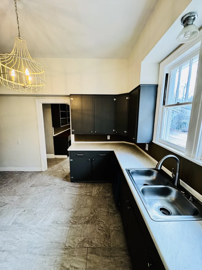 Photo of 321 Walnut St