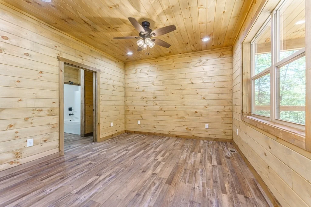Photo of 4393 Chamberlain Lane