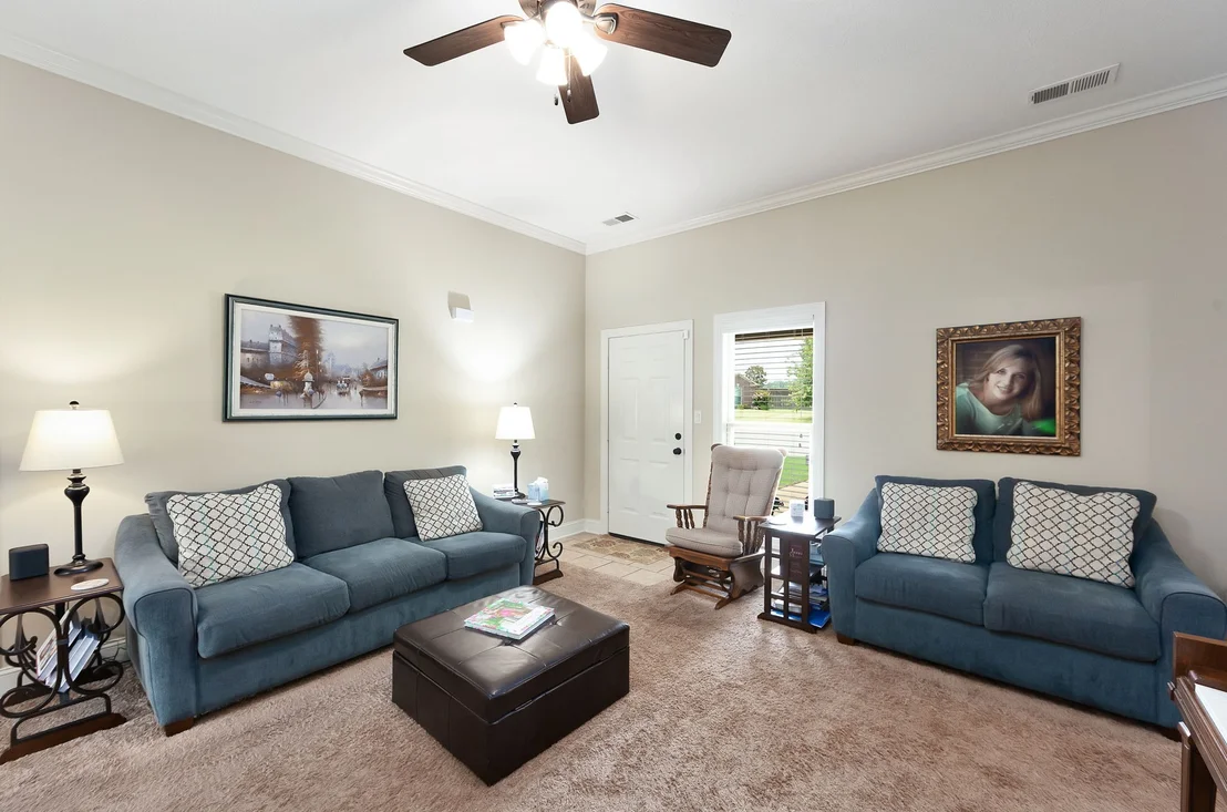 Photo of 44 Little Brook Ln