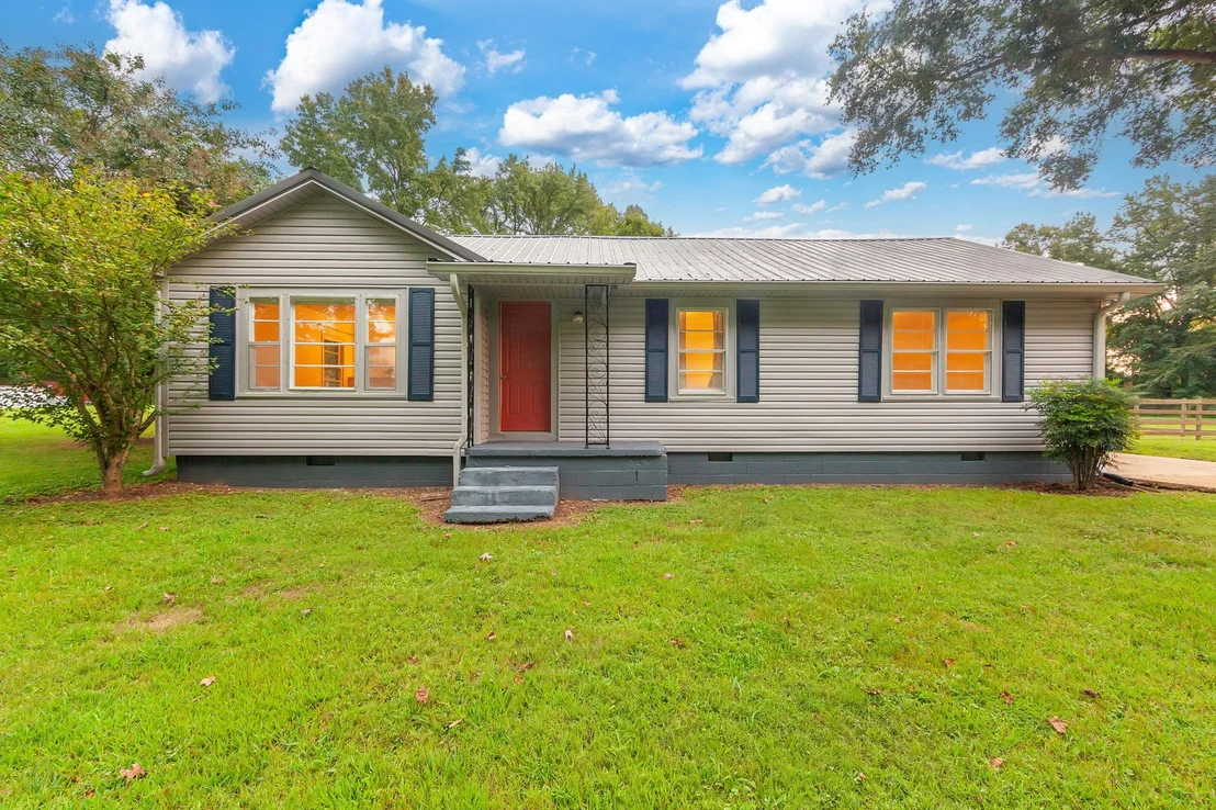 Photo of 35 Vick Rd
