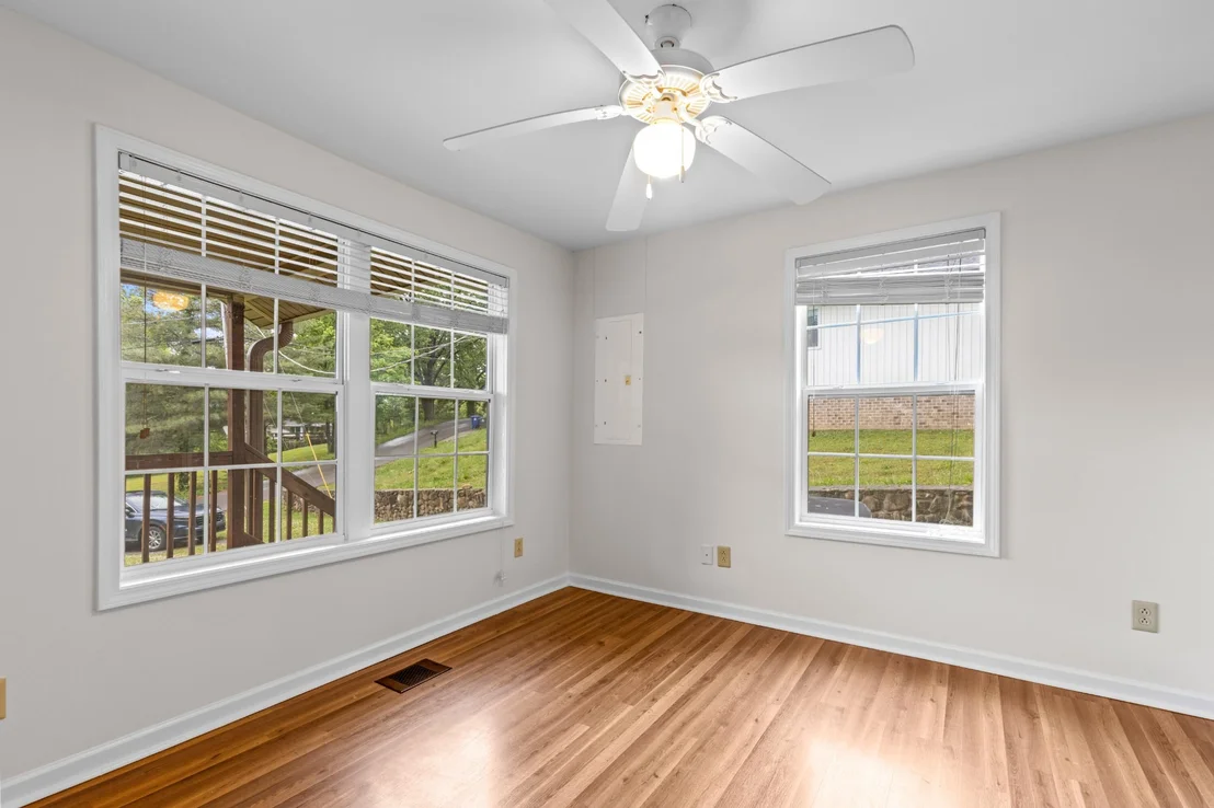 Photo of 49 Hemlock Circle
