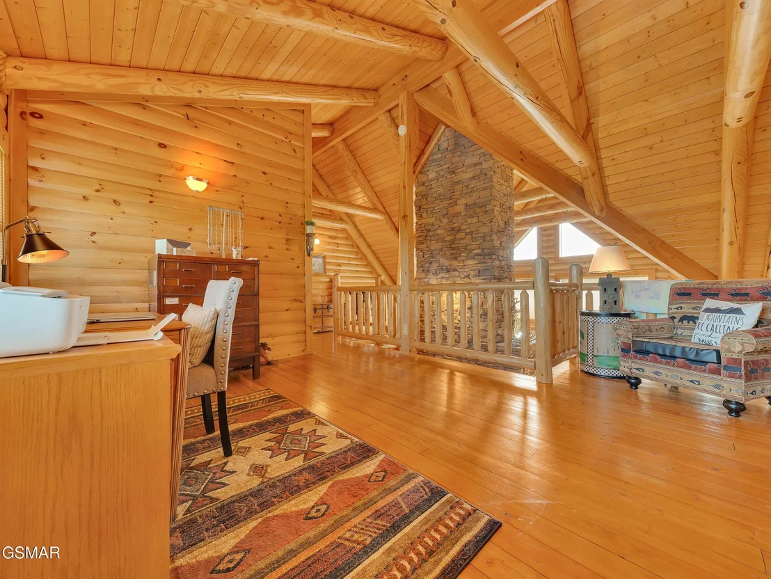 Photo of 838 Pinnacle Drive