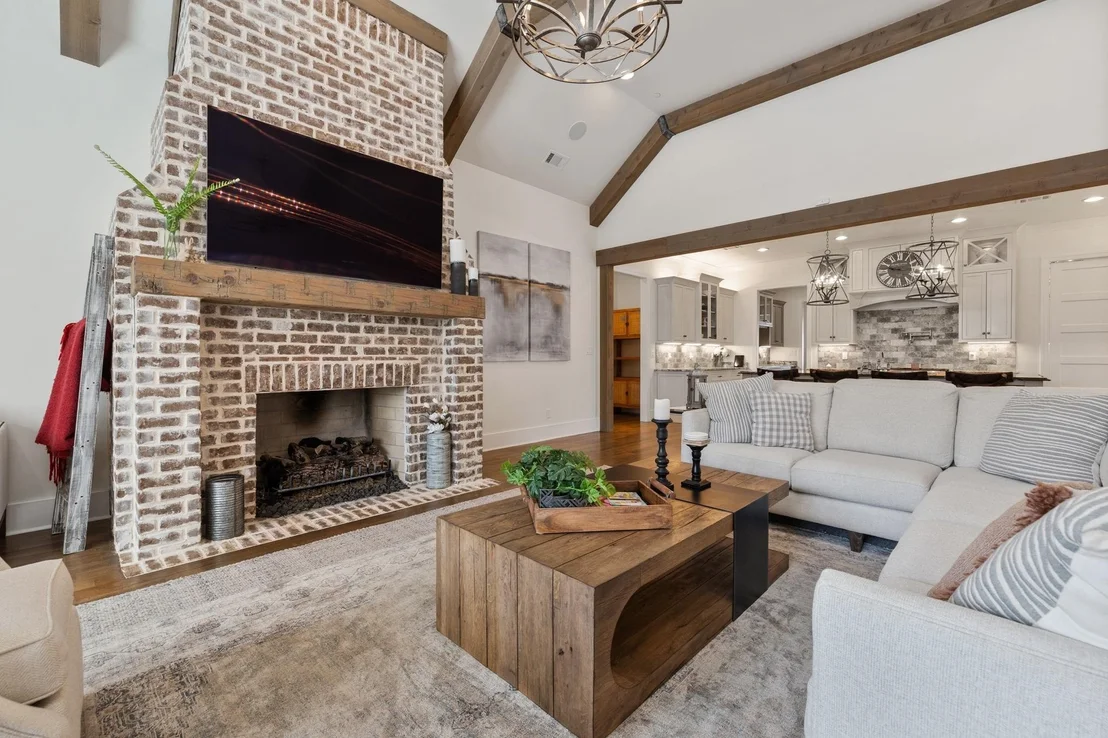Photo of 576 WINDING WOOD CIR