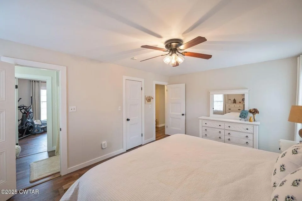 Photo of 607 Colonial Dr