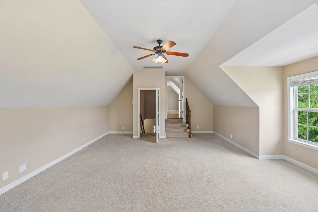Photo of 1209 Paramount Dr