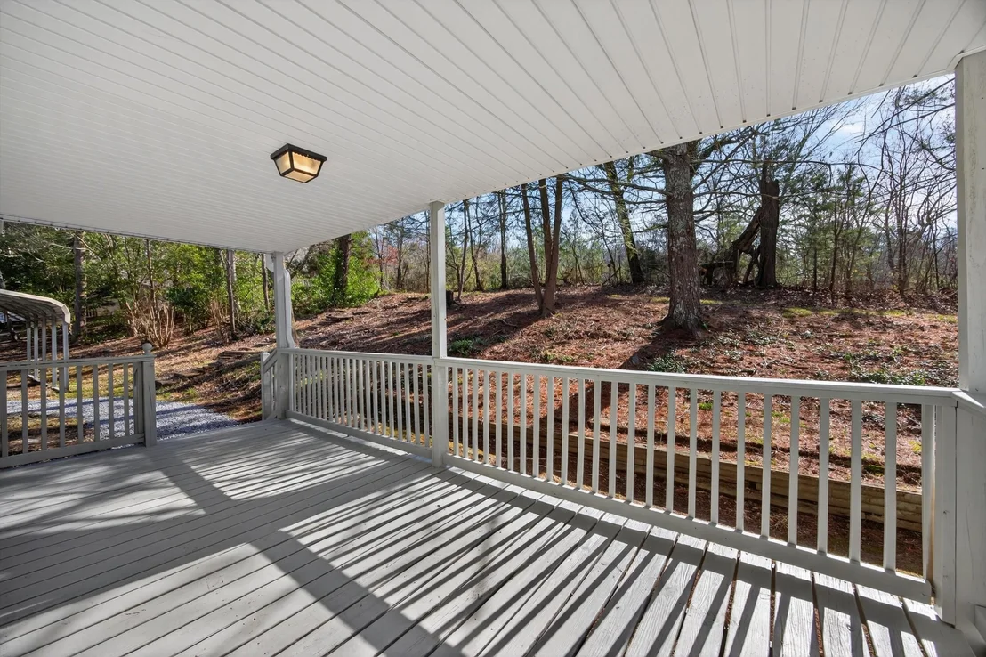 Photo of 86 West Drive