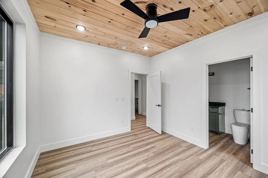 Photo of 414 Compass Point Way